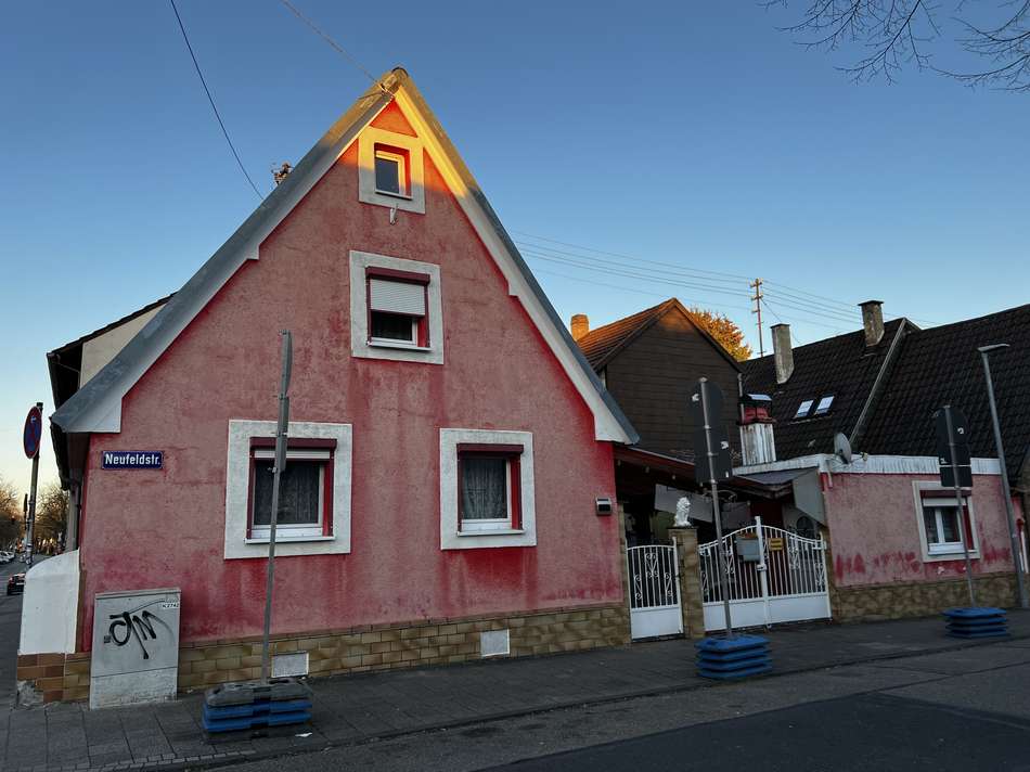 Straßenansicht