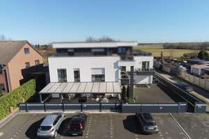 Zukunftssichere Kapitalanlage:
Energieeffizientes Mehrfamilienhaus mit 7
Wohneinheiten – Die vollständige Adresse der Immobilie erhältst du vom Anbieter., 52351 Wörthsiedlung, Düren – Vorschaubild 1