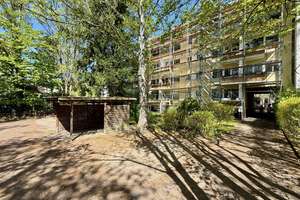 Hübsche Wohnung mit Balkon ins Grüne im schönen Steglitz – Die vollständige Adresse der Immobilie erhältst du vom Anbieter., 12169 Steglitz, Berlin – Vorschaubild 1