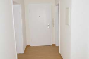 *List* helle 3-Zi.-Whg. mit Süd-Balkon und Garage. – Die vollständige Adresse der Immobilie erhältst du vom Anbieter., 30163 List, Hannover – Vorschaubild 6