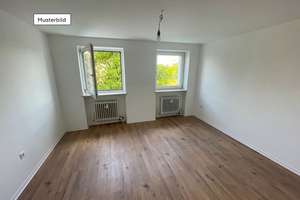 Schöne Aussicht und ruhige Lage in Pasing, 2-Zimmer-Wohnung