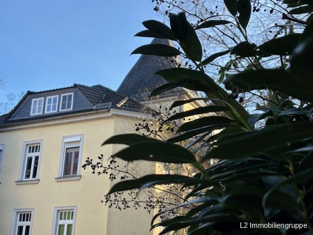 Immobilie in Coswig - Traumhafte 5-Zimmer Eigentumswohnung im Park in absoluter Bestlage am Waldrand - Bild 2