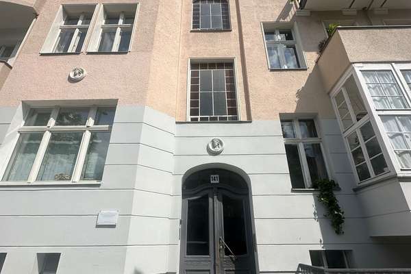 Charmante 2-Zimmer-Wohnung mit Balkon in Berlin - Helle Raumaufteilung & attraktives Investment