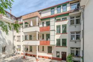 Traumhafte, große Villa- Wohnetage mit attraktivem Altbau Flair und Option auf Terrasse mit Garten – Die vollständige Adresse der Immobilie erhältst du vom Anbieter., 70190 Ostheim, Stuttgart – Vorschaubild 27