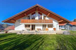 Hochwertiges Wohnen und Arbeiten mit Bergblick und Garten
- Vor den Toren Münchens – Weilheim-Schongau (Kreis) – Vorschaubild 1