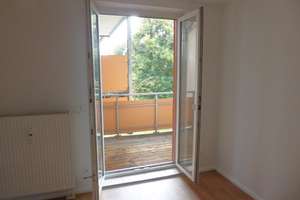 Schick, schick!!! - Tolle 2-Raum mit Balkon, Laminat, Bad mit Fenster... – Carl-von-Ossietzky-Str. 42b, 9126 Lutherviertel, Chemnitz – Vorschaubild 7
