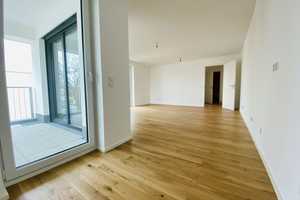 2-ZIMMER-TRAUM IN TOPLAGE! Einbauküche, großer SÜD/WEST LOGGIA, TG,  von privat – Am Kesselhaus 28, 80999 München – Vorschaubild 7