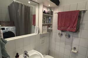 Ab sofort Nachmieter gesucht - Schöne Altbauwohnung mit drei Zimmern in Kiel  – Kleiner Kuhberg 36, 24103 Vorstadt, Kiel – Vorschaubild 12