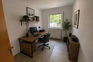 Helle 3-Zimmer mit Loggia auf 80 qm in charmantem Dachgeschoss in Trier-Ehrang sofort zu beziehen – Wallenbachstraße 26, 54293 Ehrang/Quint, Trier – Vorschaubild 3