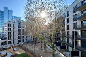 Lichtdurchflutete, kurzfristig bezugsfertige 3-Zimmer-Wohnung mit 2 Bädern & Südloggia