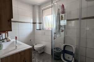 Modernes Reihenhaus mit 6 Zimmern, Garten und Stellplatz in Duisburg-Walsum/Aldenrade – Dr.-Hans-Böckler-Str. 83 d, 47179 Aldenrade, Duisburg – Vorschaubild 8