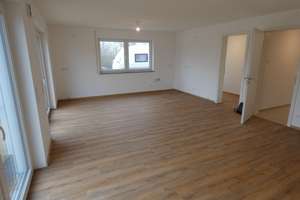Nur 18 km von Schrobenhausen entfernt! Modernes Wohnen: Neubau DHH in Handzell zu vermieten – Die vollständige Adresse der Immobilie erhältst du vom Anbieter., 86529 Schrobenhausen – Vorschaubild 3