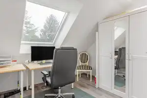 Schickes "KfW-55-Standard" saniertes Townhouse in Krefeld-City * ca. 176 m² Wfl. * sofort frei! * – Krefeld – Vorschaubild 17