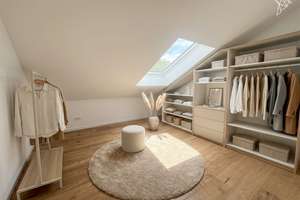 ÜBER DEN DÄCHERN DARMSTADTS 🌅 Sonnige 3 Zimmer Dachgeschoss-Wohnung mit Balkon!