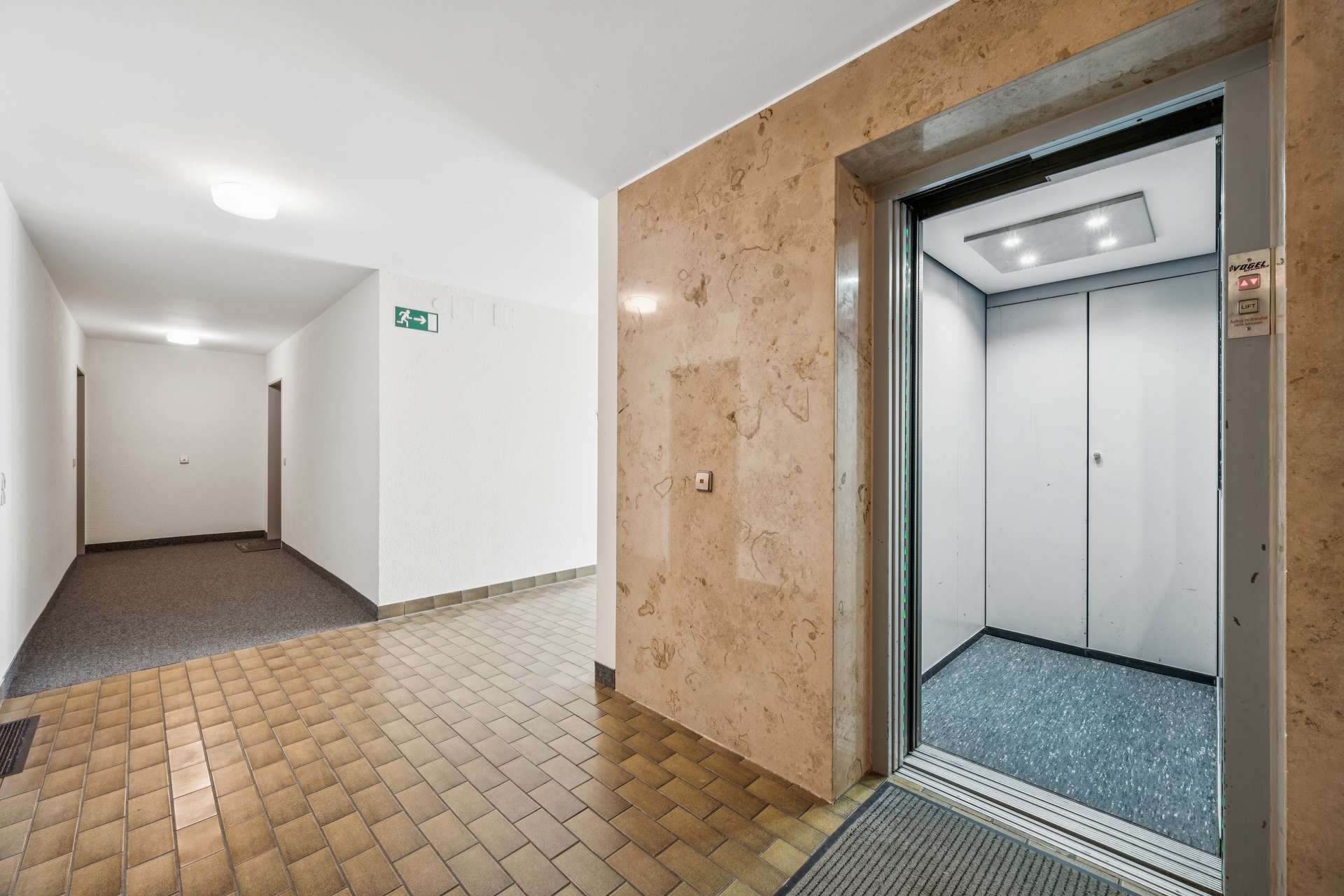 Charmante 2-Zimmer-Wohnung mit Potenzial in begehrter Lage in Köngen, Esslingen Kreis – Bild 2