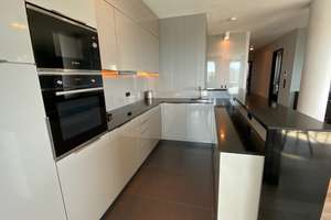 Wohnen mitten in Stuttgart mit tollem Blick –  exklusive 2-Zimmer Wohnung im CLOUD N°7 – 70191 Europaviertel, Stuttgart – Vorschaubild 6