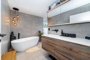 Architektur, Wellness und Energieeffizienz auf vier Ebenen – Die vollständige Adresse der Immobilie erhältst du vom Anbieter., 81249 Lochhausen, München – Vorschaubild 17