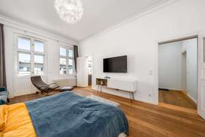 Voll möbliertes City-Apartment in modernisiertem Altbau - 4. OG mit Balkon & Fahrstuhl – Die vollständige Adresse der Immobilie erhältst du vom Anbieter., 10717 Wilmersdorf, Berlin – Vorschaubild 3