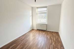 Ganz oben zuhause – Helle 2-Zimmer-Wohnung mit Weitblick und modernem Wohnkomfort – Herderstr  18, 44147 Hafen, Dortmund – Vorschaubild 5