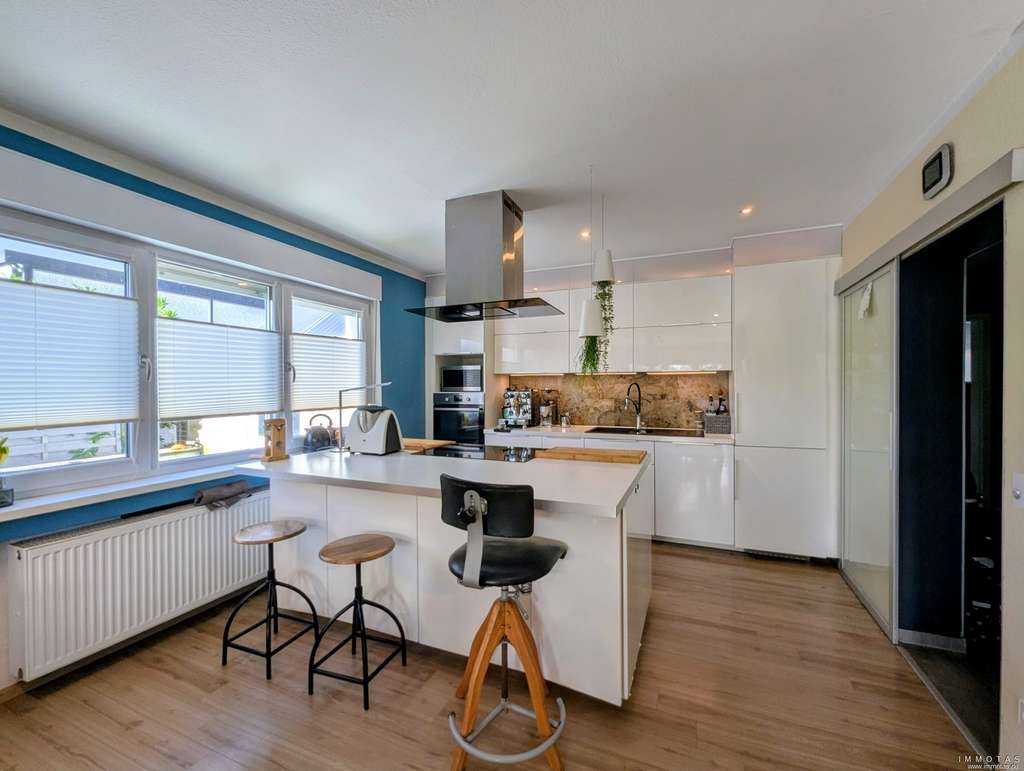 Immobilie in Dirmstein - Vielseitiges Zweifamilienhaus mit viel Platz für die ganze Familie, auch mit mehreren Generationen - Bild 3