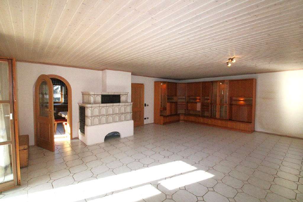 Immobilie in Mickhausen - Haus sucht Handwerker! Schön gelegenes Einfamilienhaus in Mickhausen - Bild 3