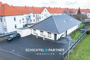 Nordenham | Luxuriöser Bungalow der Extraklasse in begehrter Sackgassenlage – Wesermarsch (Kreis) – Vorschaubild 1