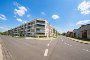 antaris Immobilien GmbH **Ein Zuhause zum Verlieben: Helle 4-Raum-Wohnung mit Balkon**