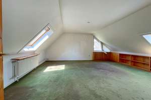 Maisonette am Thielpark in Berlin-Dahlem -ca. 127,77 m² Gesamtnutzfläche, großer Balkon, Tiefgarage – Auf dem Grat 41a, 14195 Dahlem, Berlin – Vorschaubild 23
