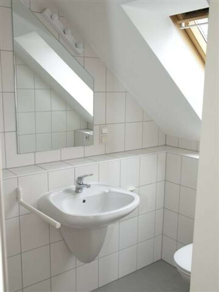 Immobilie in Westerburg - Ruhige, gepflegte Wohnanlage mit 4 Wohnungen in Westerburg - Bild 4