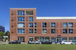 Property thumbnail 6