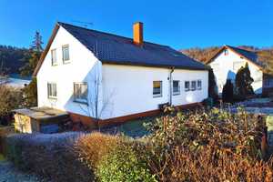 **Solides Einfamilienhaus mit wundervoller Aussicht in ländlicher Lage** – Rems-Murr-Kreis – Vorschaubild 1