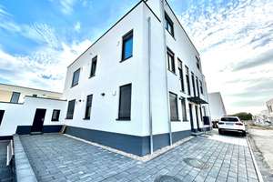 Wiesbaden 3br penthouse 120m² condo, rooftop, 2 parking, fitted kitchen 10min to Clay – Die vollständige Adresse der Immobilie erhältst du vom Anbieter., 65191 Bierstadt, Wiesbaden – Vorschaubild 20