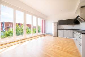 🔆 Exklusives Penthouse in Friedrichshain - 2-Zi-Whg mit Blk, Dachterrasse, Kamin, Lift & Gäste WC – Die vollständige Adresse der Immobilie erhältst du vom Anbieter., 10247 Friedrichshain, Berlin – Vorschaubild 2