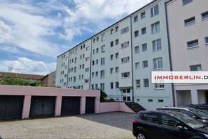 IMMOBERLIN.DE - Helle Westend-Wohnung mit Pkw-Stellplatz nahe Brixplatz