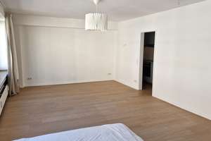 Helles, modernes Single-Apartment mit EBK und Aufzug – Friedrichstraße 35, 40217 Unterbilk, Düsseldorf – Vorschaubild 3