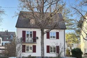 Charmantes 3 - Familienhaus mit Garten - Umbau zur Selbstnutzung oder Kapitalanlage – Die vollständige Adresse der Immobilie erhältst du vom Anbieter., 70734 Fellbach – Vorschaubild 1