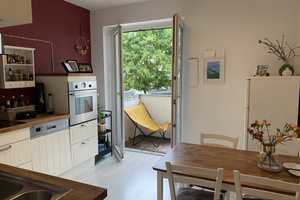 Schöne, helle 2-Zimmer-Wohnung mit Balkon in zentraler, ruhiger Lage – Bezugsfrei ab 01.09.2025 – Lindenstraße 44, 40233 Düsseldorf – Vorschaubild 2