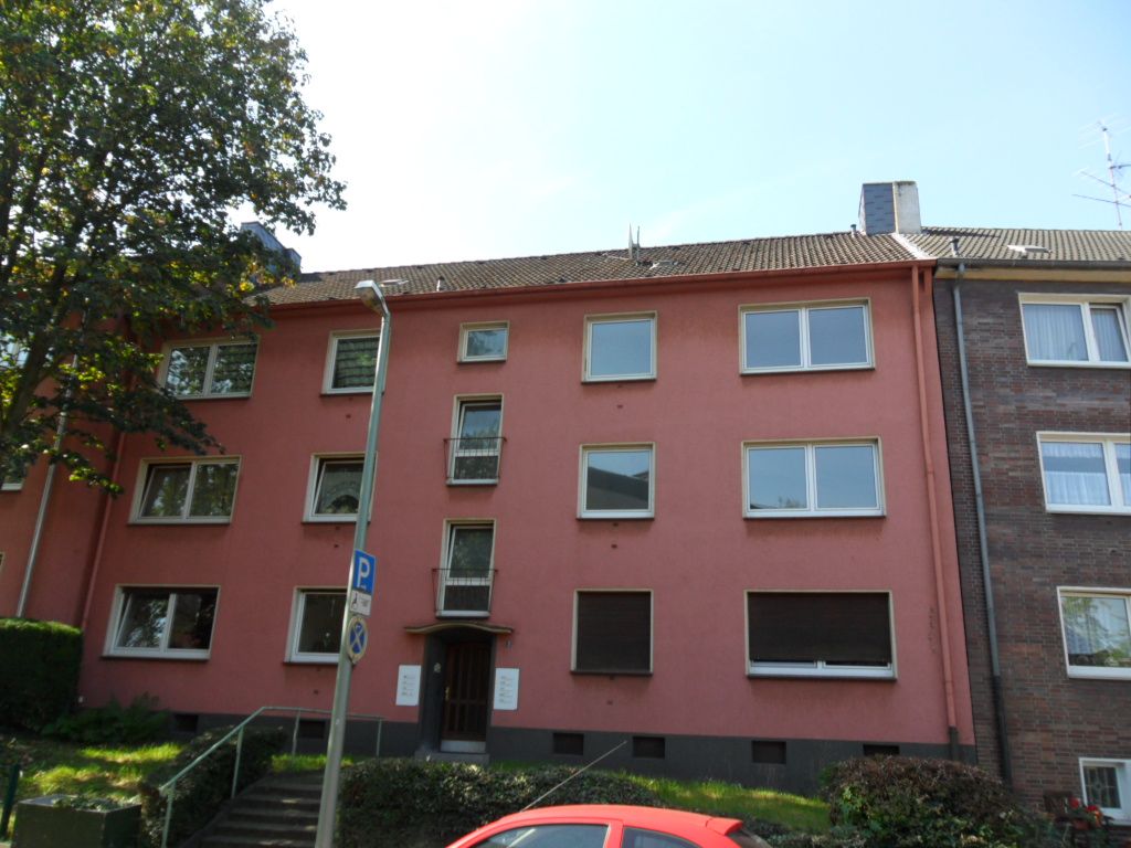 Schöne und gut aufgeteilte 2 Zimmer Wohnung in Duisburg ...
