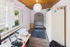 Property thumbnail 11