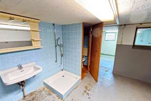 Gut aufgeteiltes Zweifamilienhaus mit großer Doppelgarage und großem Grundstück – Burgweg 34, 51371 Rheindorf, Leverkusen – Vorschaubild 28