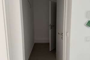Helle 3,5-Zimmer Wohnung mit Balkon im 2. OG in Wiesbaden-Biebrich – Mainstraße 21, 65203 Biebrich, Wiesbaden – Vorschaubild 3