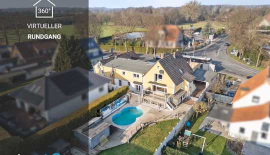 Bild von Exklusives 10-Zimmer-Zweifamilienhaus in Isernhagen N.B.