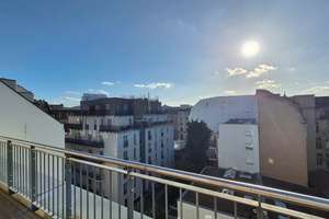Helle, ruhige, Dachgeschosswohnung mit 2 Terrassen – Chausseestr. 104, 10115 Mitte (Ortsteil), Berlin – Vorschaubild 1