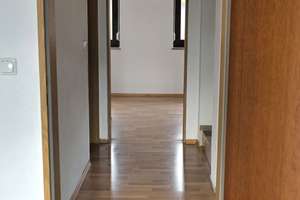 Gepflegtes 4-Zimmer Haus in Laaber (93164) – Die vollständige Adresse der Immobilie erhältst du vom Anbieter., 93164 Laaber – Vorschaubild 13