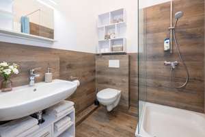 Attraktive Kapitalanlage im Herzen Freiburgs – möblierte 4-Zimmer-WG mit hohem Vermietungspotenzial – 79098 Altstadt-Ring, Freiburg im Breisgau – Vorschaubild 4