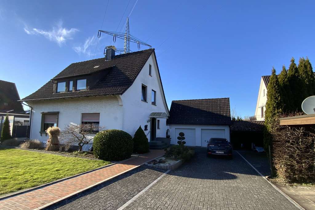 Immobilie in Oerlinghausen - Investition in solide Substanz - Bild 0