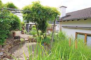 1-2-Familienhaus + Einliegerwohnung, ruhig, Garten, Doppelgarage ** PROVISIONSFREI für den Käufer** – Darmstadt-Dieburg (Kreis) – Vorschaubild 2