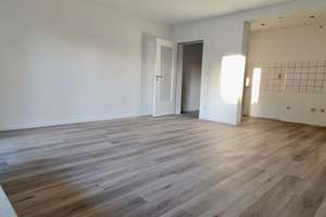 Von privat - schöne 3-Zi.-Whg. + Garten + Terrasse in Paderborn Schloß Neuhaus, ruhige + tolle Lage – Die vollständige Adresse der Immobilie erhältst du vom Anbieter., 33104 Schloß Neuhaus, Paderborn – Vorschaubild 4