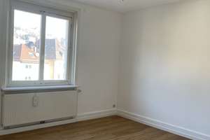 Hell & geräumig: Ihre neue 4-Zimmer-Altbau-Wohnung! – Böheimstraße 105, 70199 Heslach, Stuttgart – Vorschaubild 4