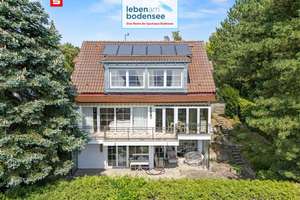 In beliebter, ruhiger Villenlage mit Seesicht -
exklusives Wohnhaus mit Indoor-Schwimmbad – Die vollständige Adresse der Immobilie erhältst du vom Anbieter., 88662 Überlingen – Vorschaubild 1